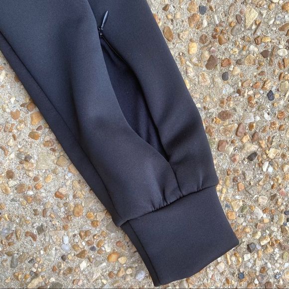 Fabletics Livia Black Gold Hoodie Jacket L - Picture 9 of 11